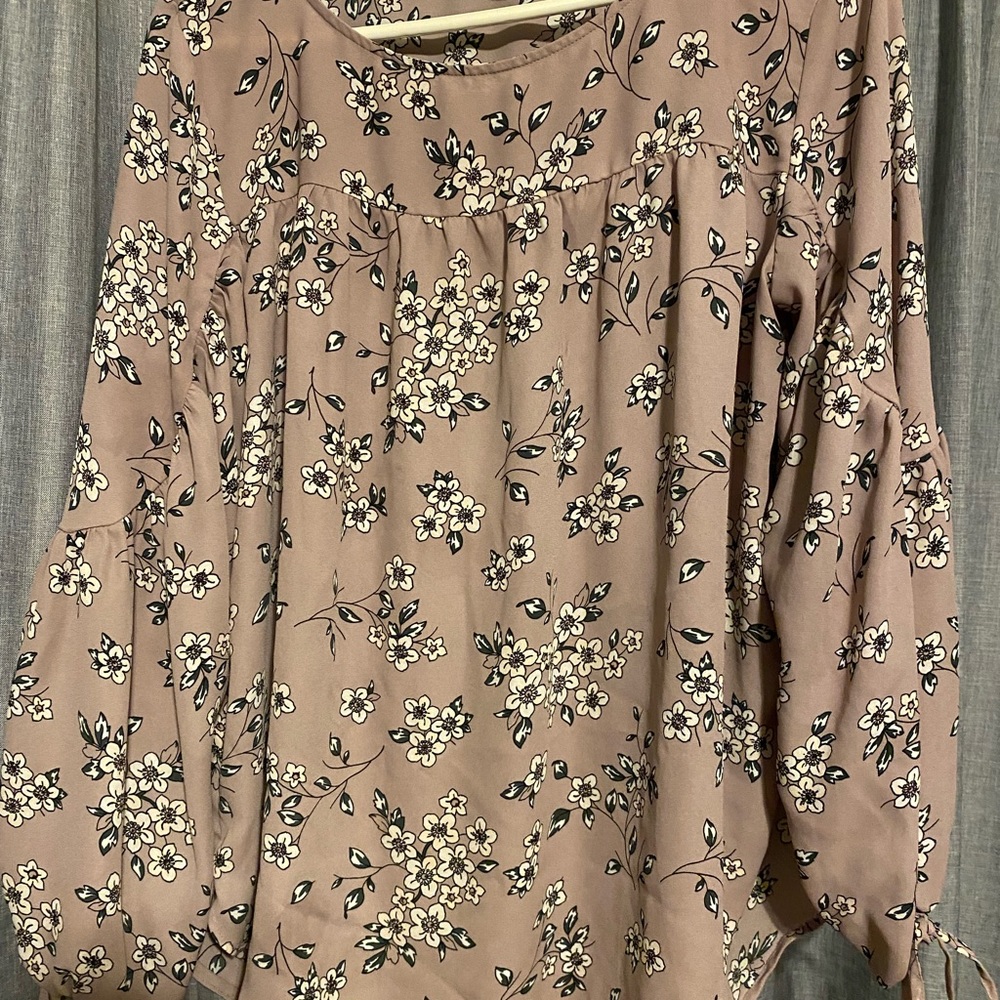 Loft women’s dress shirt size M